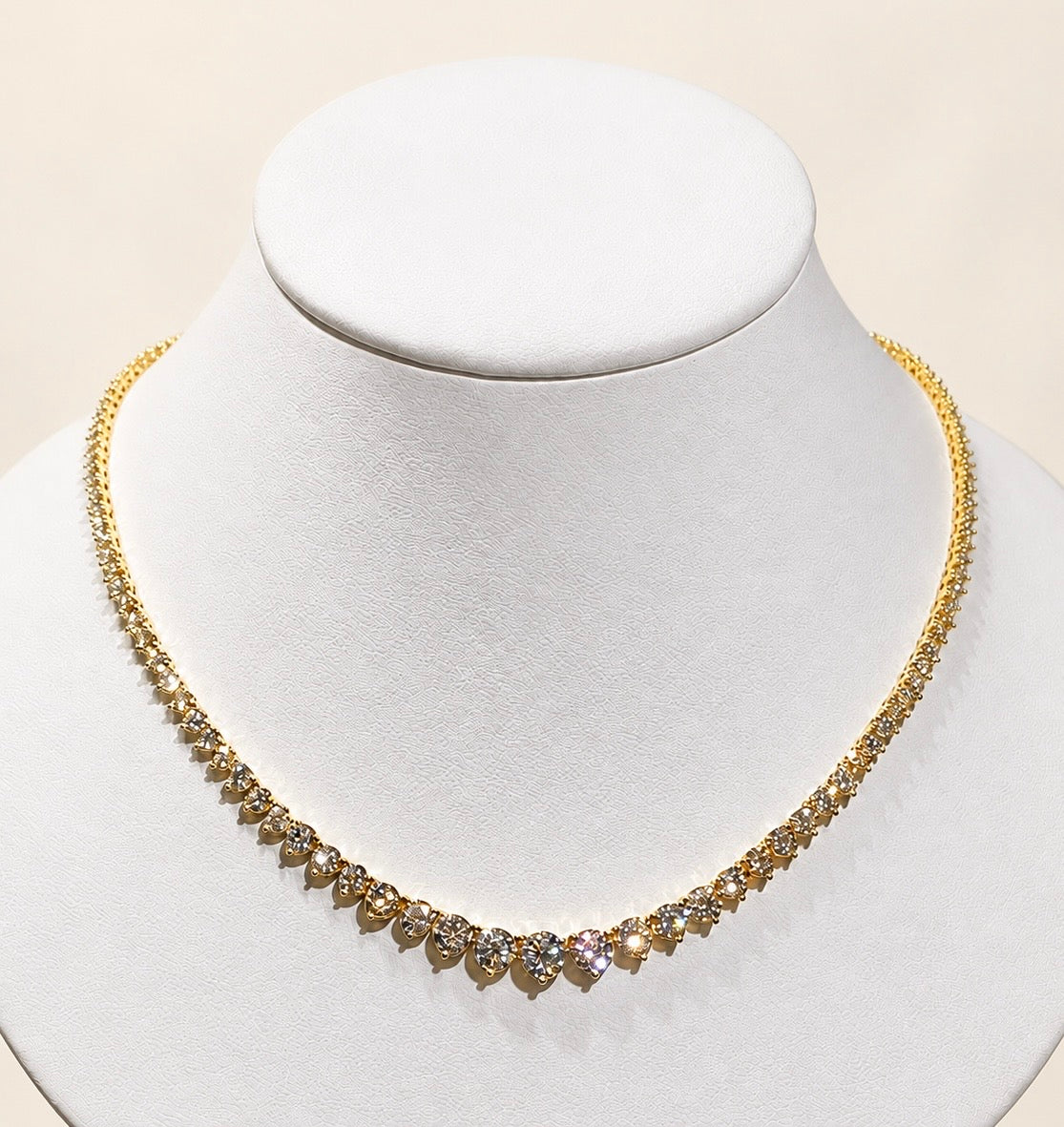 Futurae Diamonds | Graduated Tennis Necklace