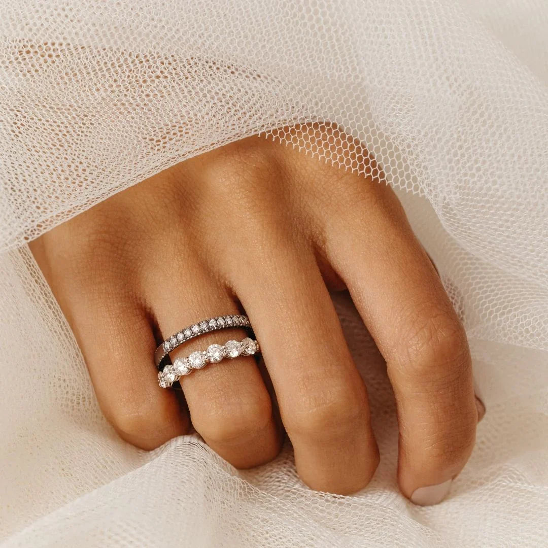 Amare Lab-Grown Diamond Wedding Band